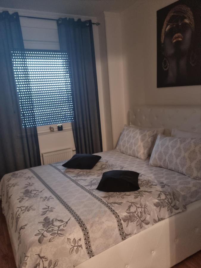 Apartman Anamarija Lejlighed Banja Luka Eksteriør billede